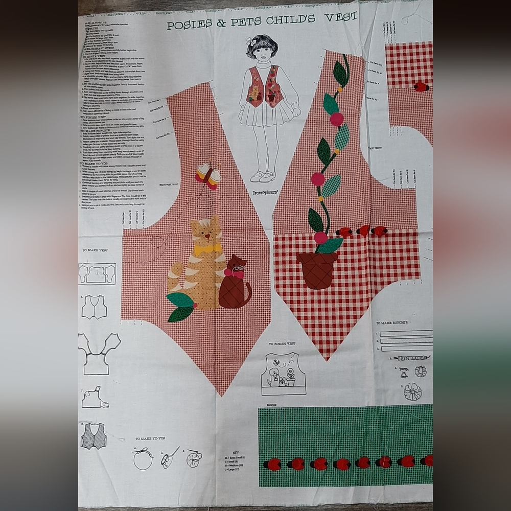 Vtg DreamSpinners VIP Child's Vest Cut & Sew Fabric Craft Panel "Posies & Pets"